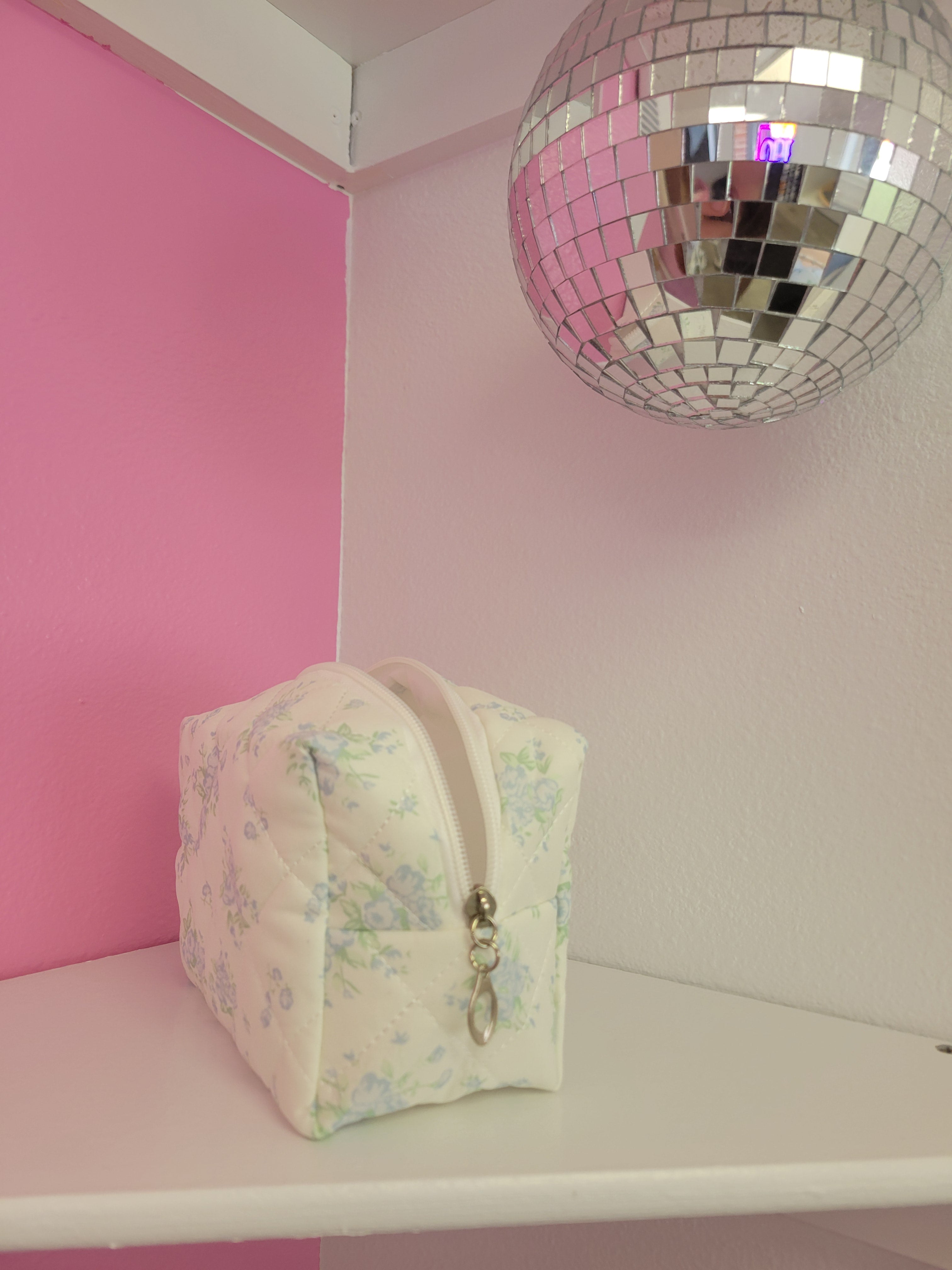 Blue Rose Patterned Makeup Bag