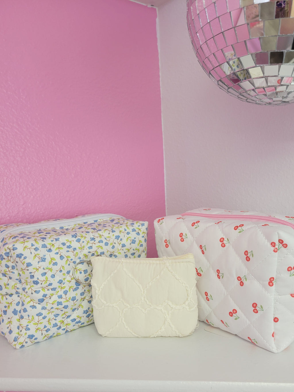 Summer Heart Embroidered Coin Purse