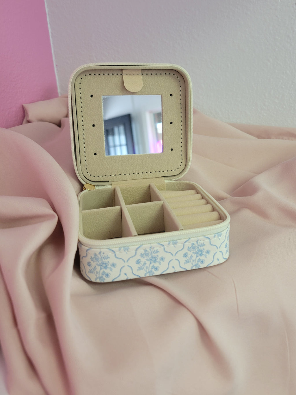 Blue Floral Travel Jewelry Box