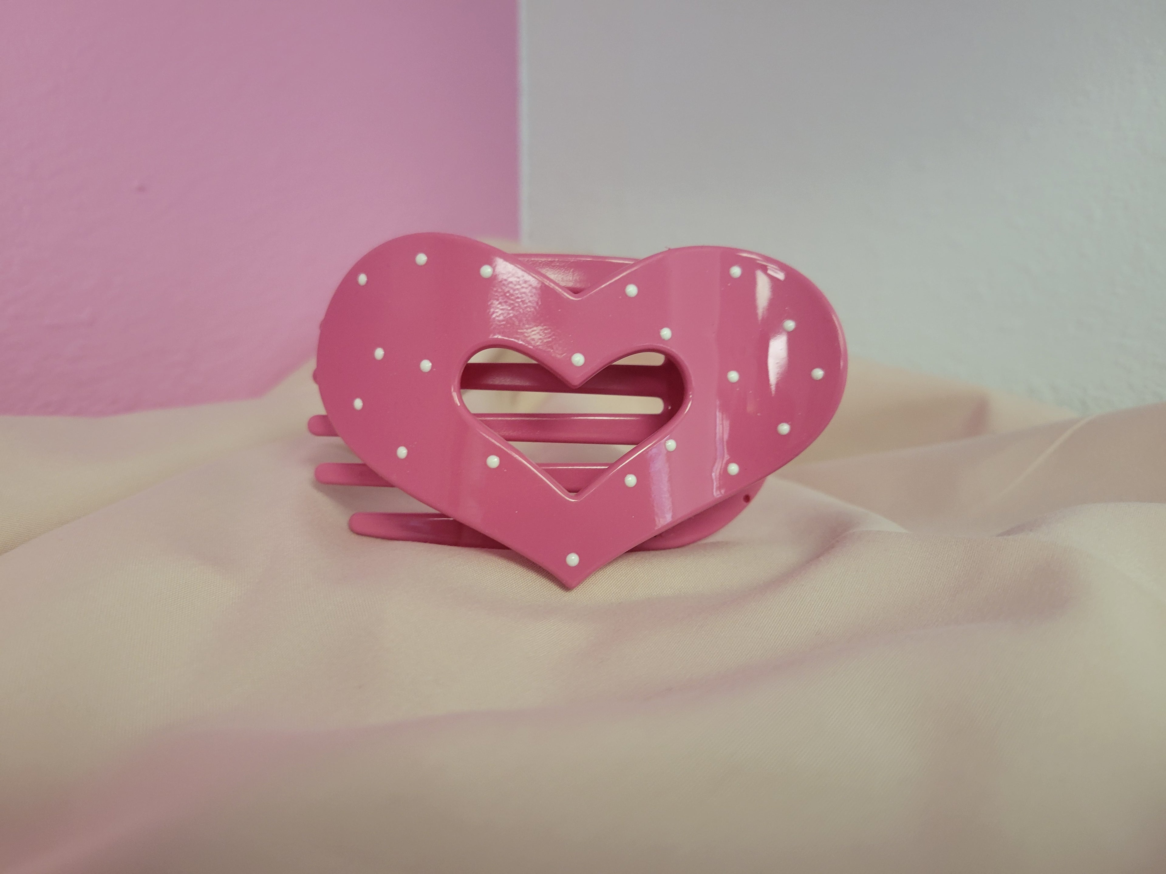 Heat Polka Dot Clawclip