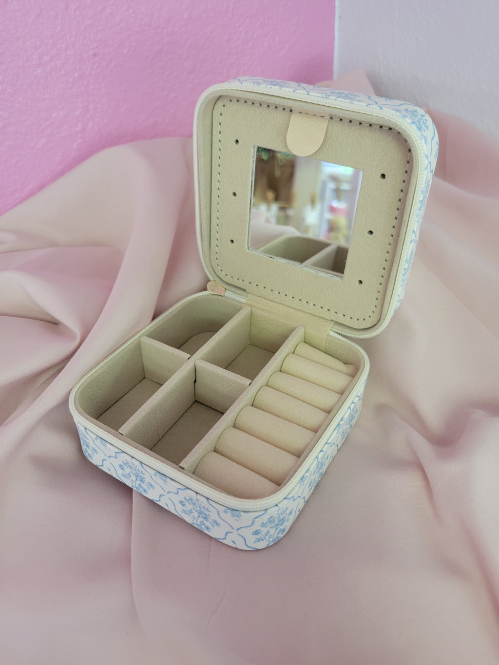 Blue Floral Travel Jewelry Box
