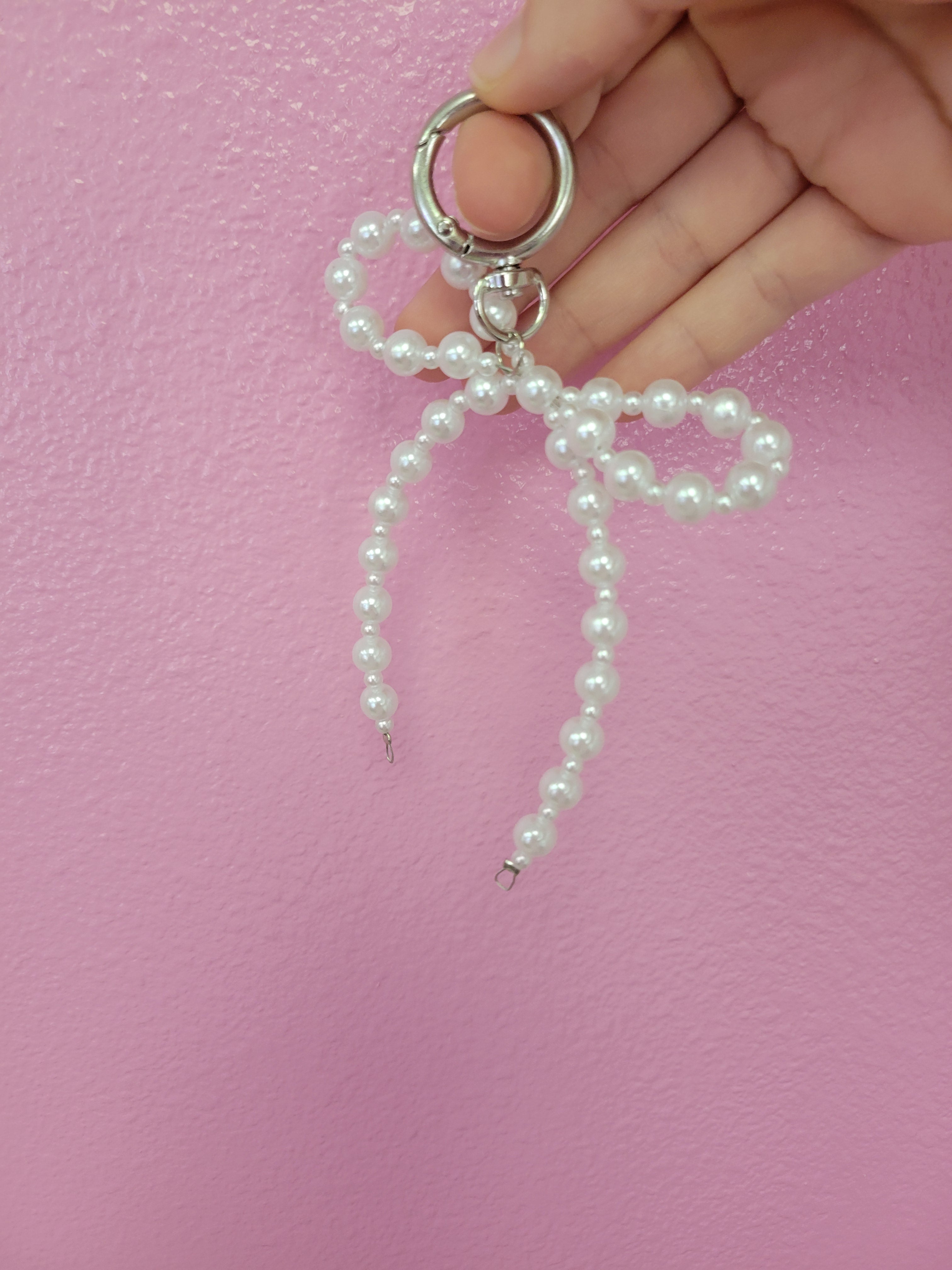 Beaded Pearl Bow Bag Charm